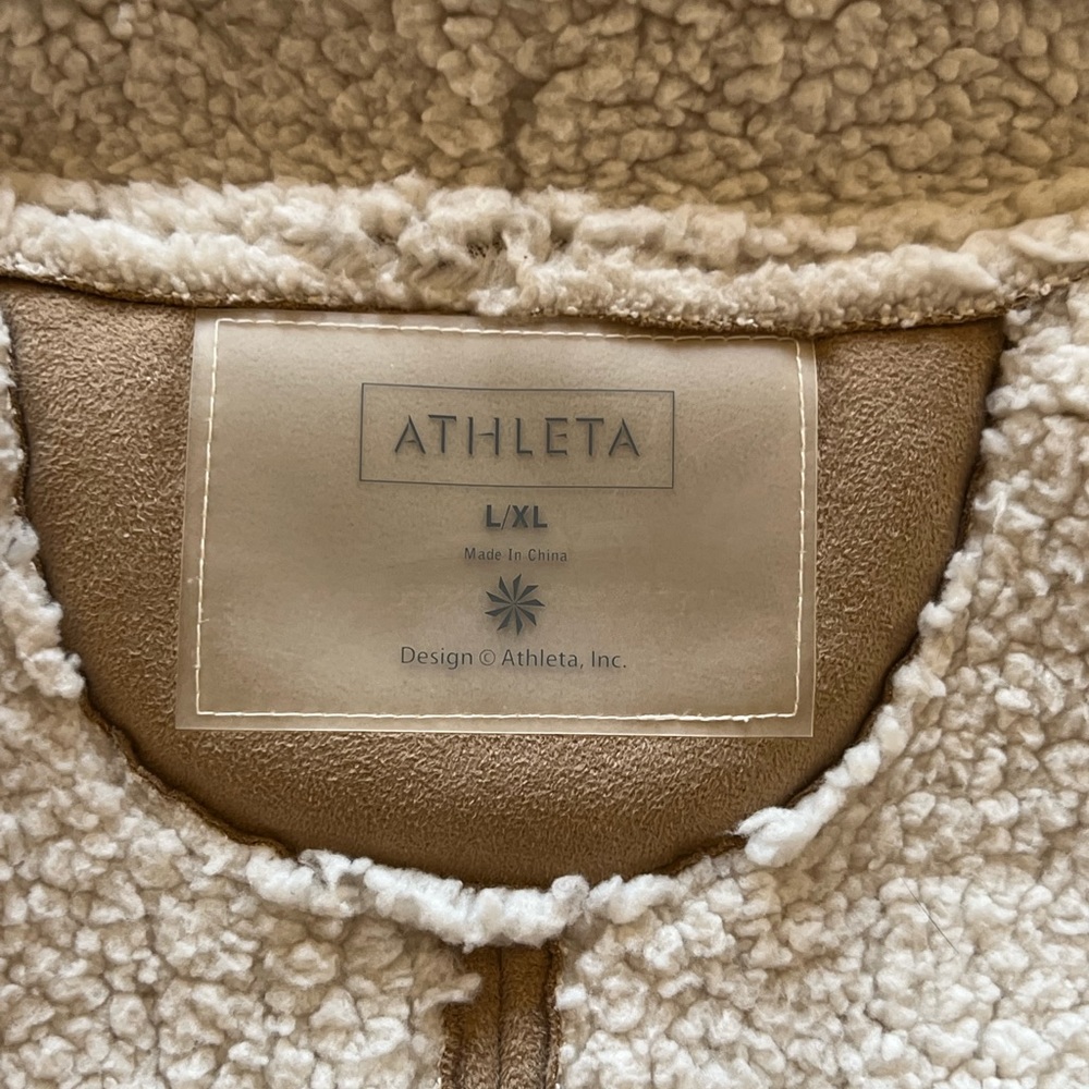 NWOT, Athleta, Faux Tan Suede Sherpa Vest, L/XL - Picture 7 of 11